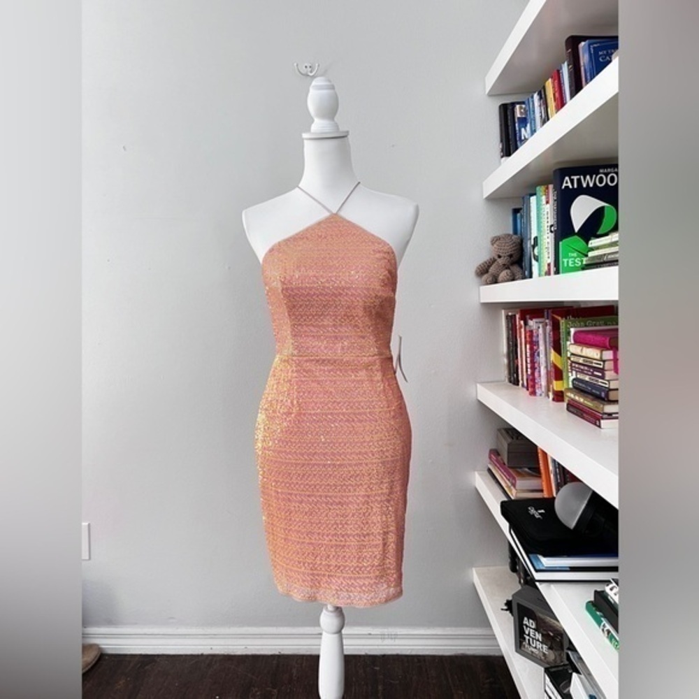 Aidan Mattox Peach and pink Sleeveless Sequin Cutout Halter Mini size 4 NWT